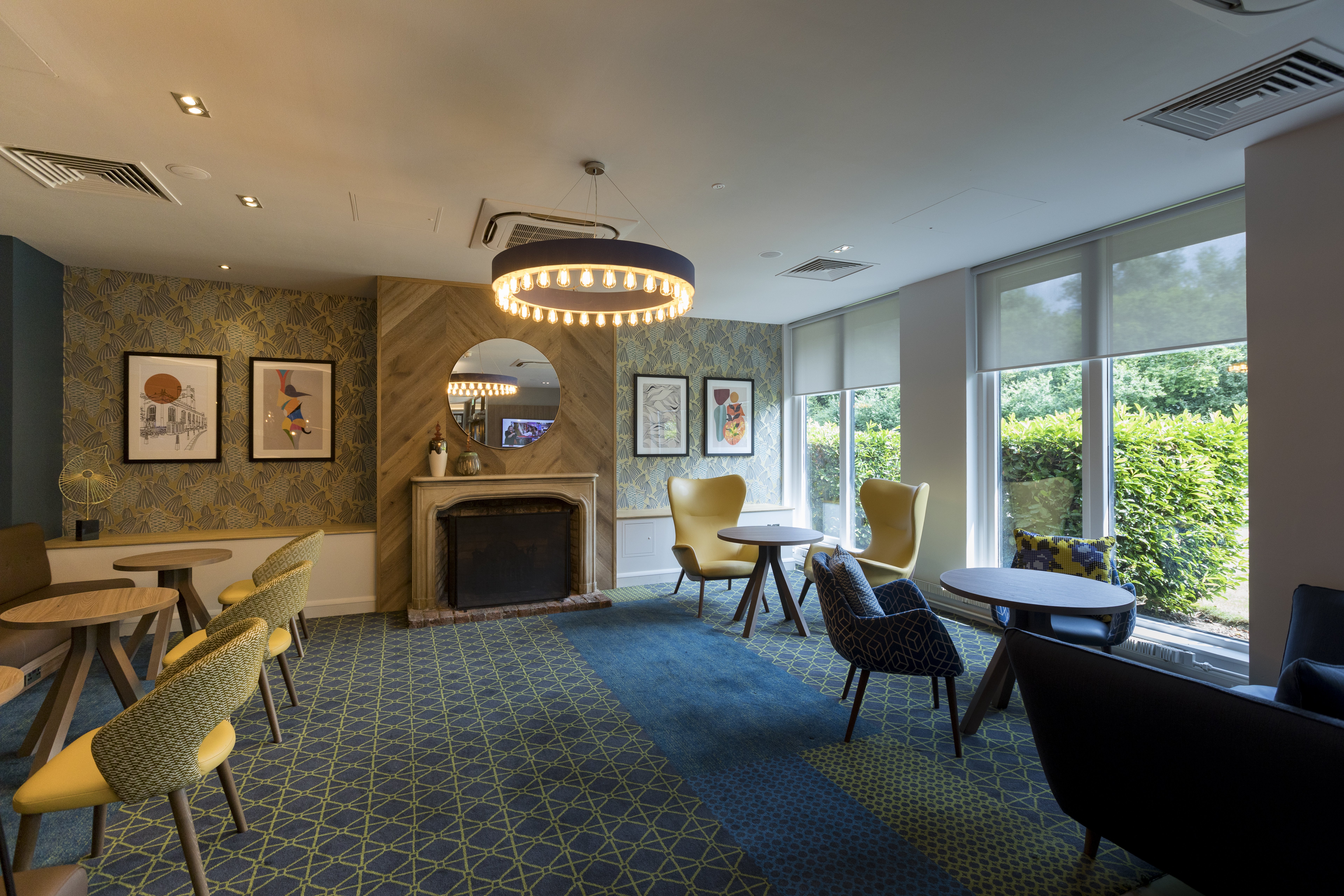 HOLIDAY INN CAMBRIDGE 52/75