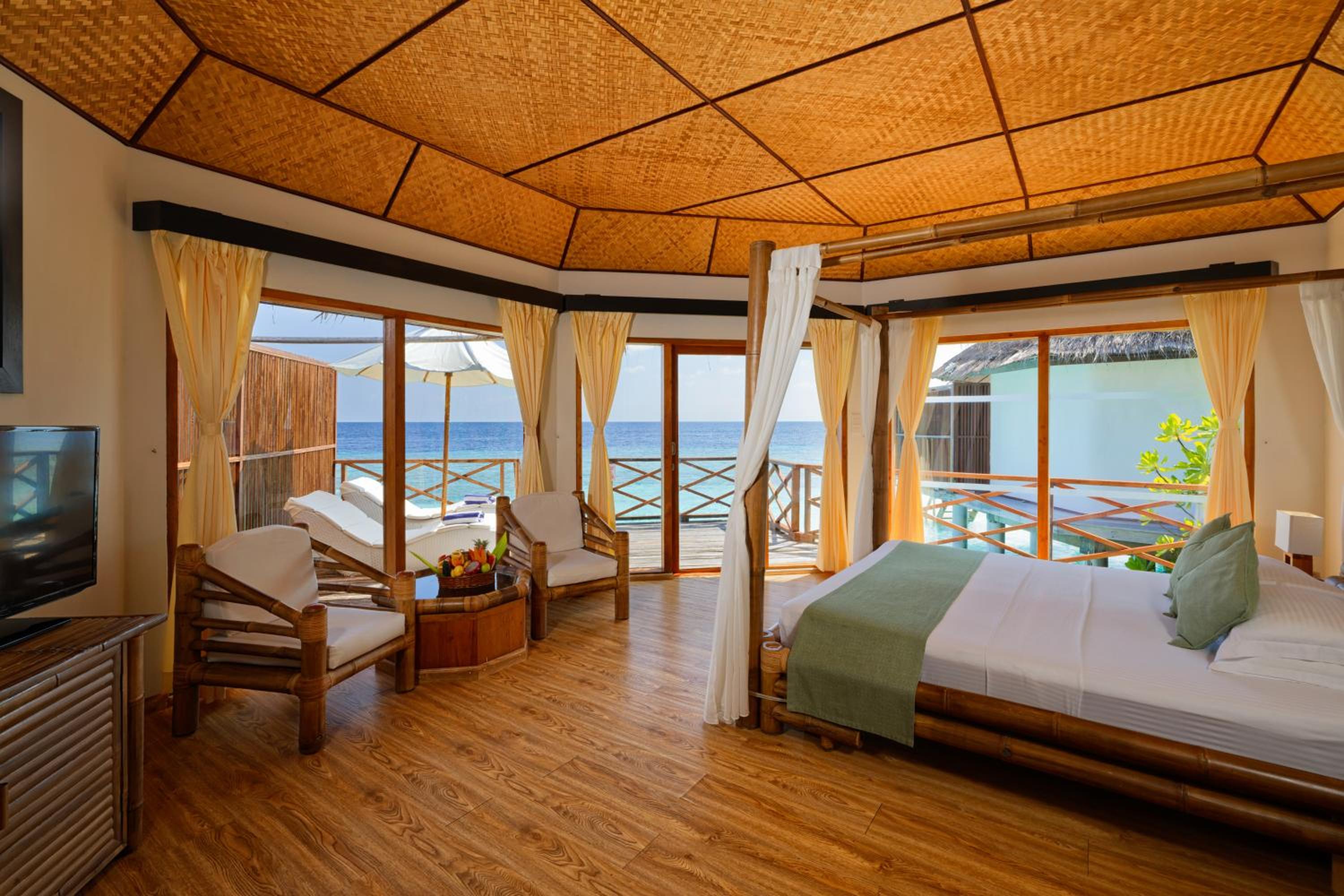 Semi Bungalow, Queen Bed