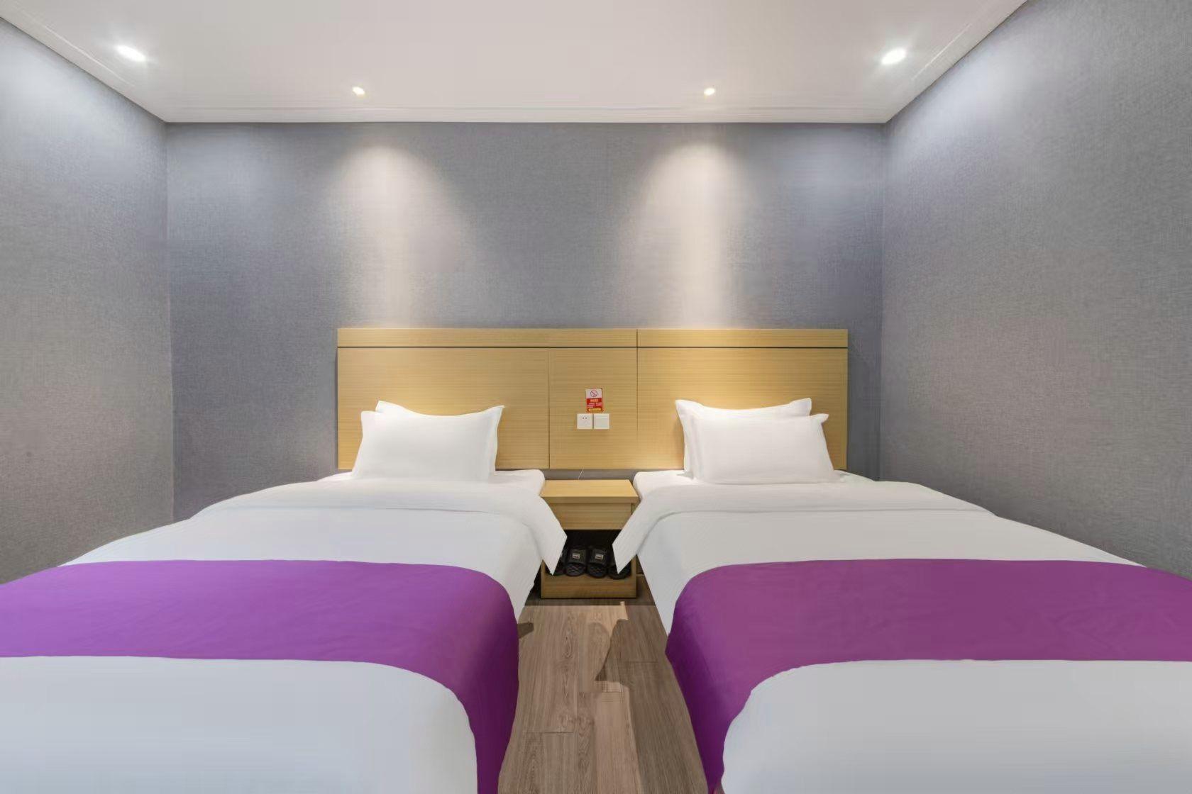 Ying Feng Yuan Hotel 23/37