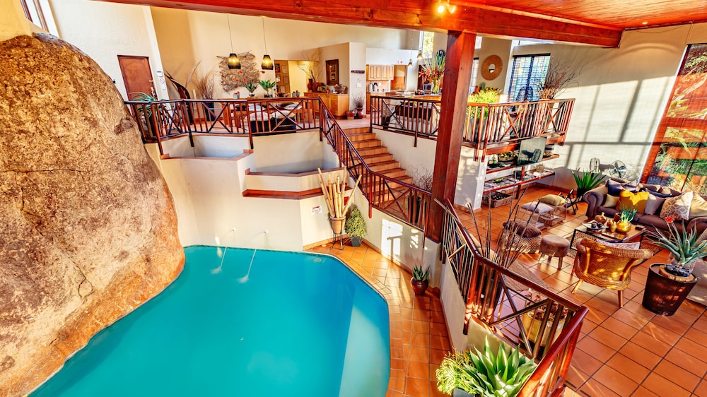 Ulwazi Rock Lodge 33/50