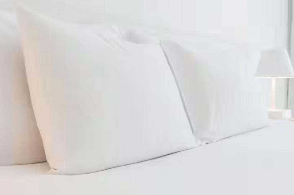 Suite, King Bed, Garden View