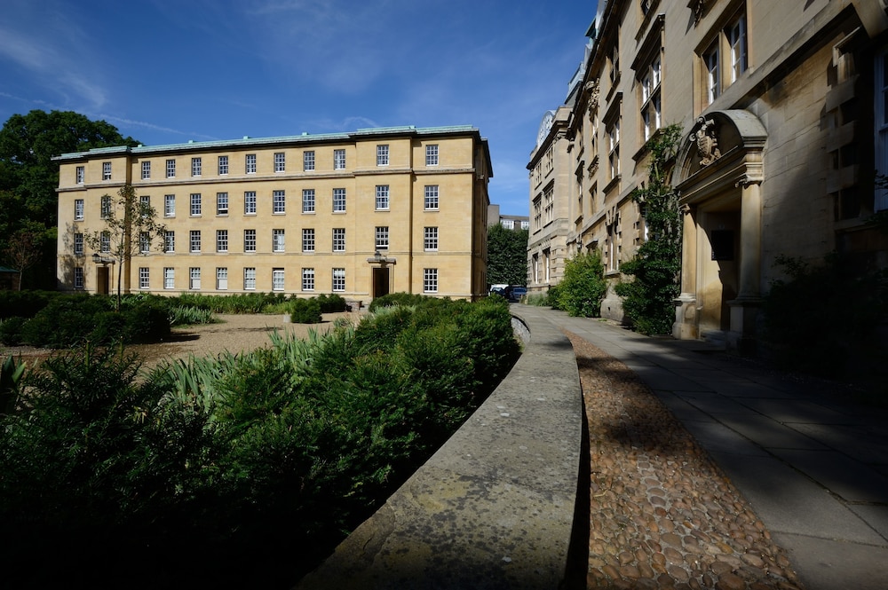 Christ S College Cambridge 6/58
