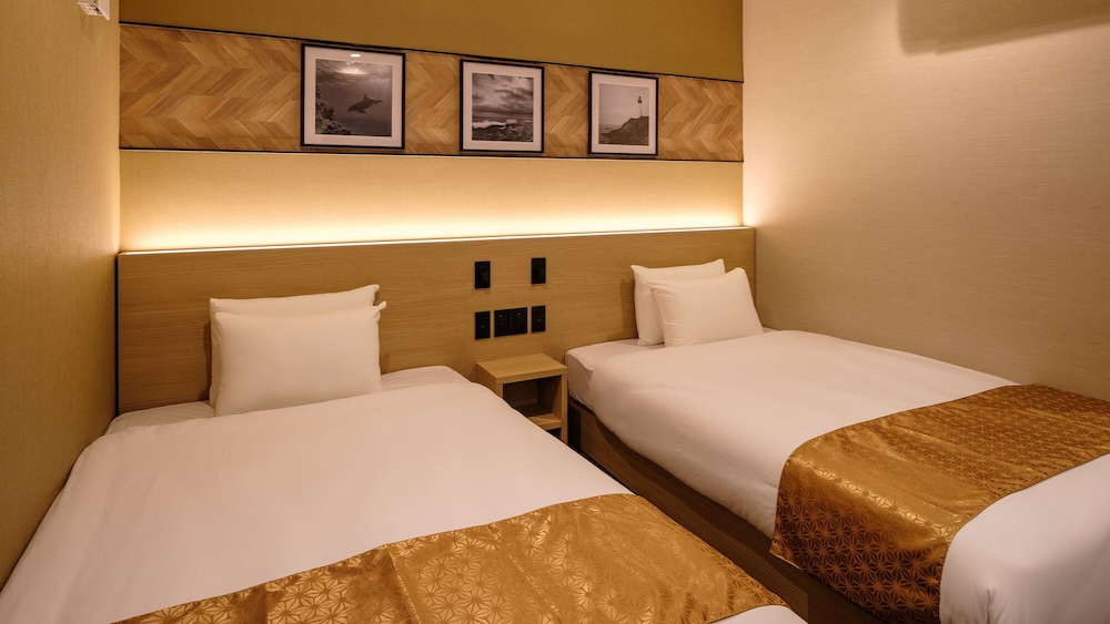SUPERIOR, TWIN BEDS