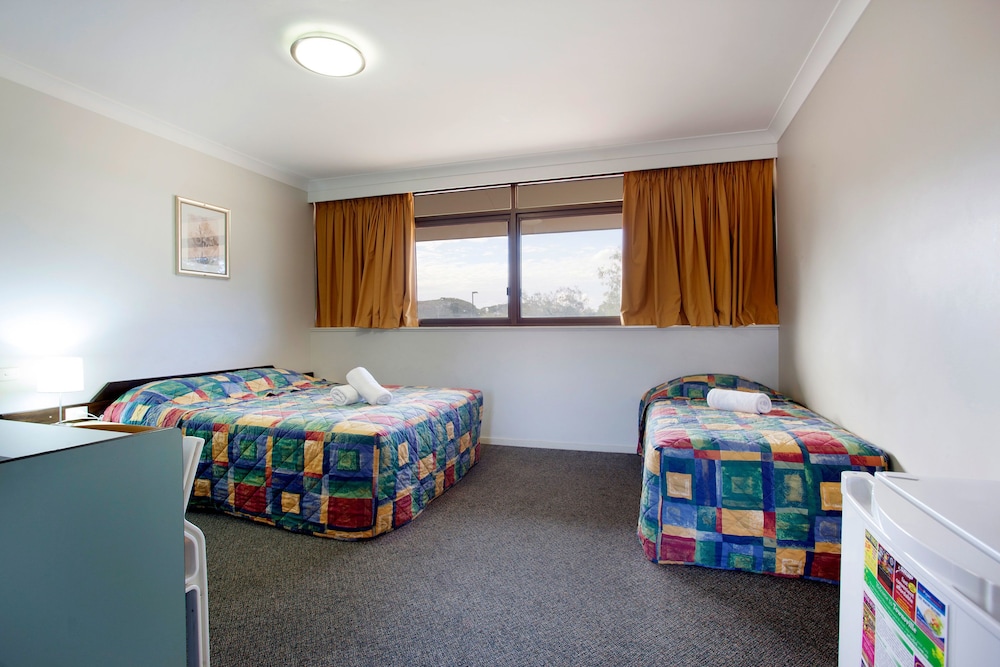 Vale Hotel 20/42