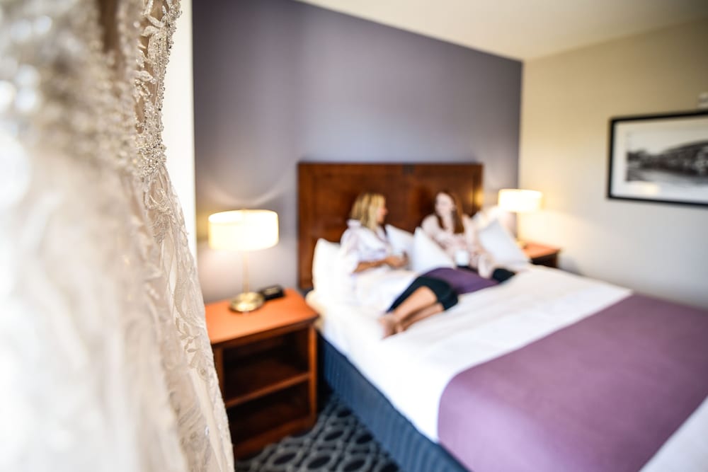 The Bluemont Hotel 20/80