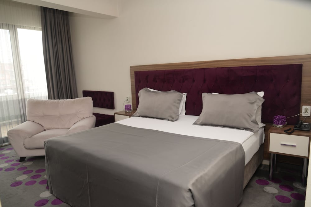 Hande Hotel 22/60