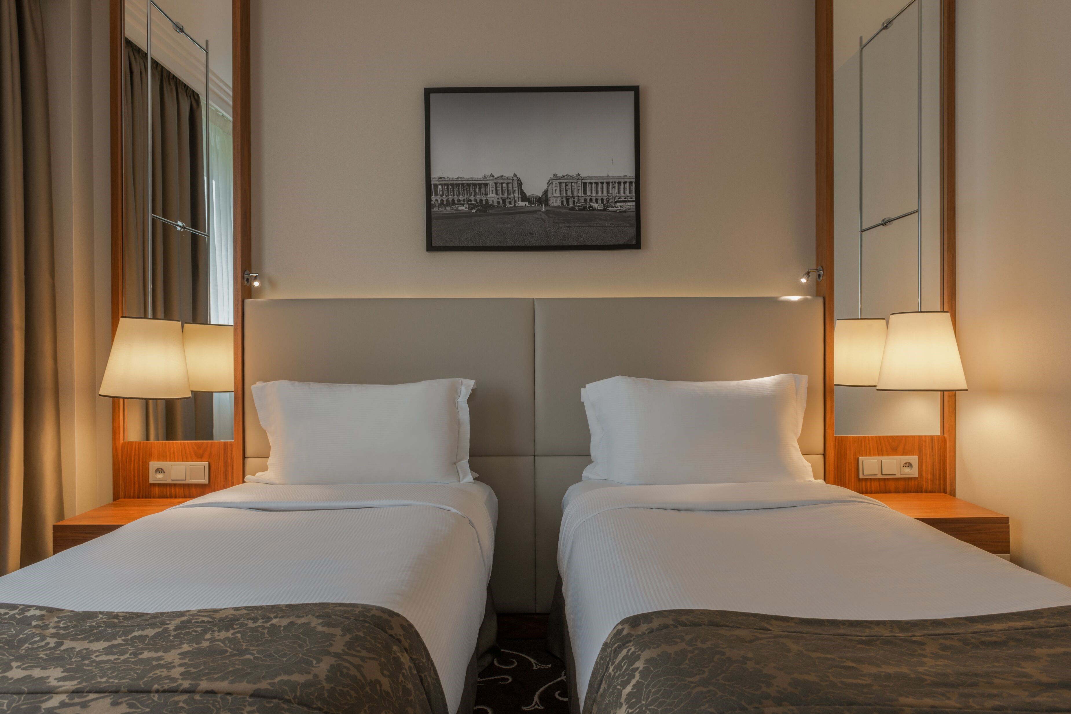 CROWNE PLAZA PARIS - NEUILLY 5/50