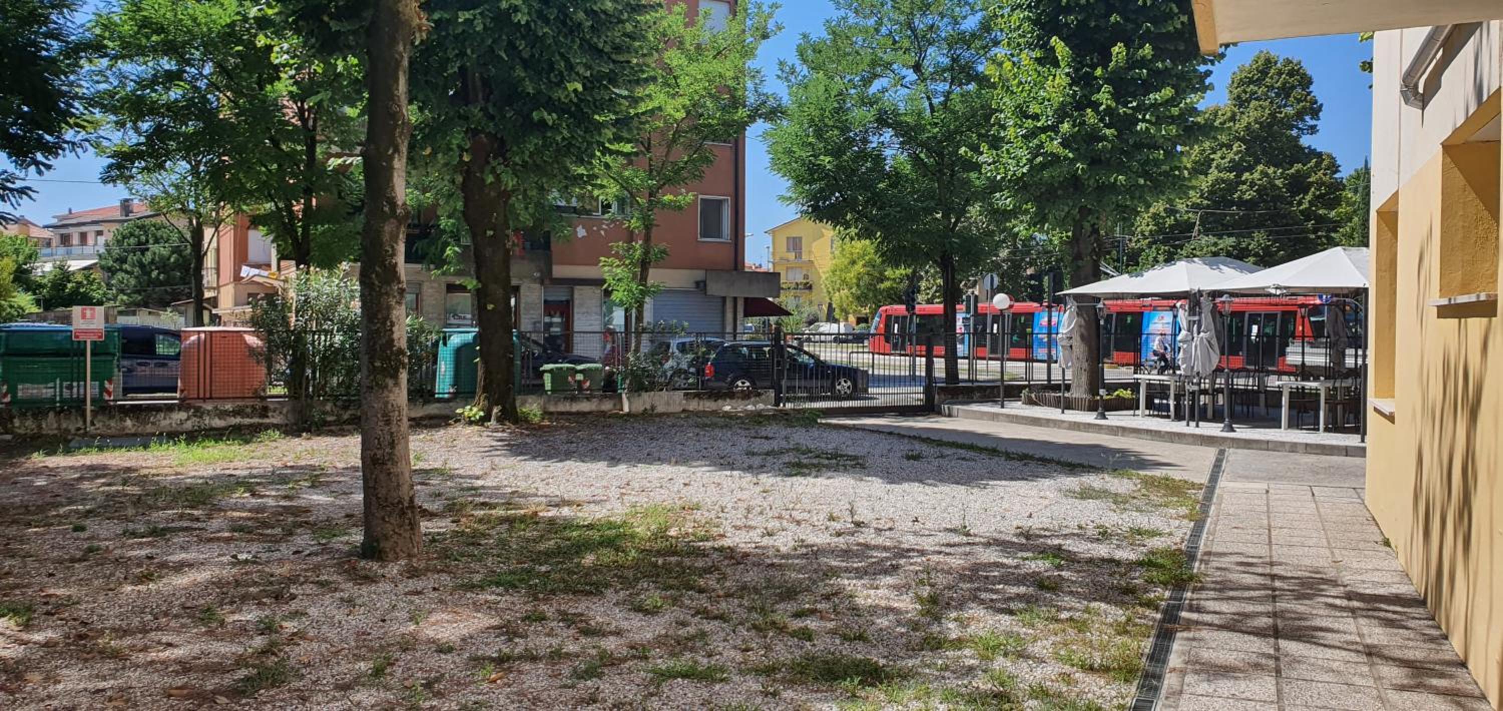 hotel laguna residence