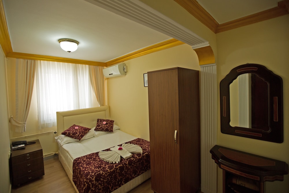 Sirkeci Emek Hotel 21/64