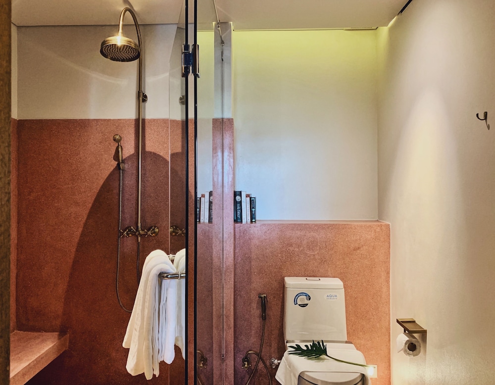 Hotel Gahn - SHA Plus 48/50