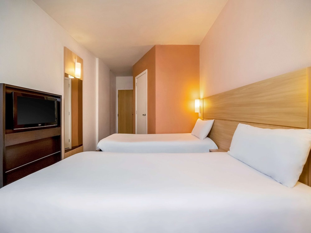 Ibis Sao Paulo Interlagos 22/76