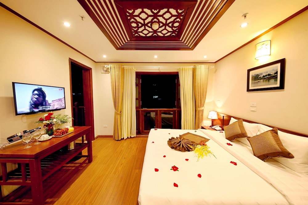 Hanoi Nostalgia Hotel & Spa 18/64