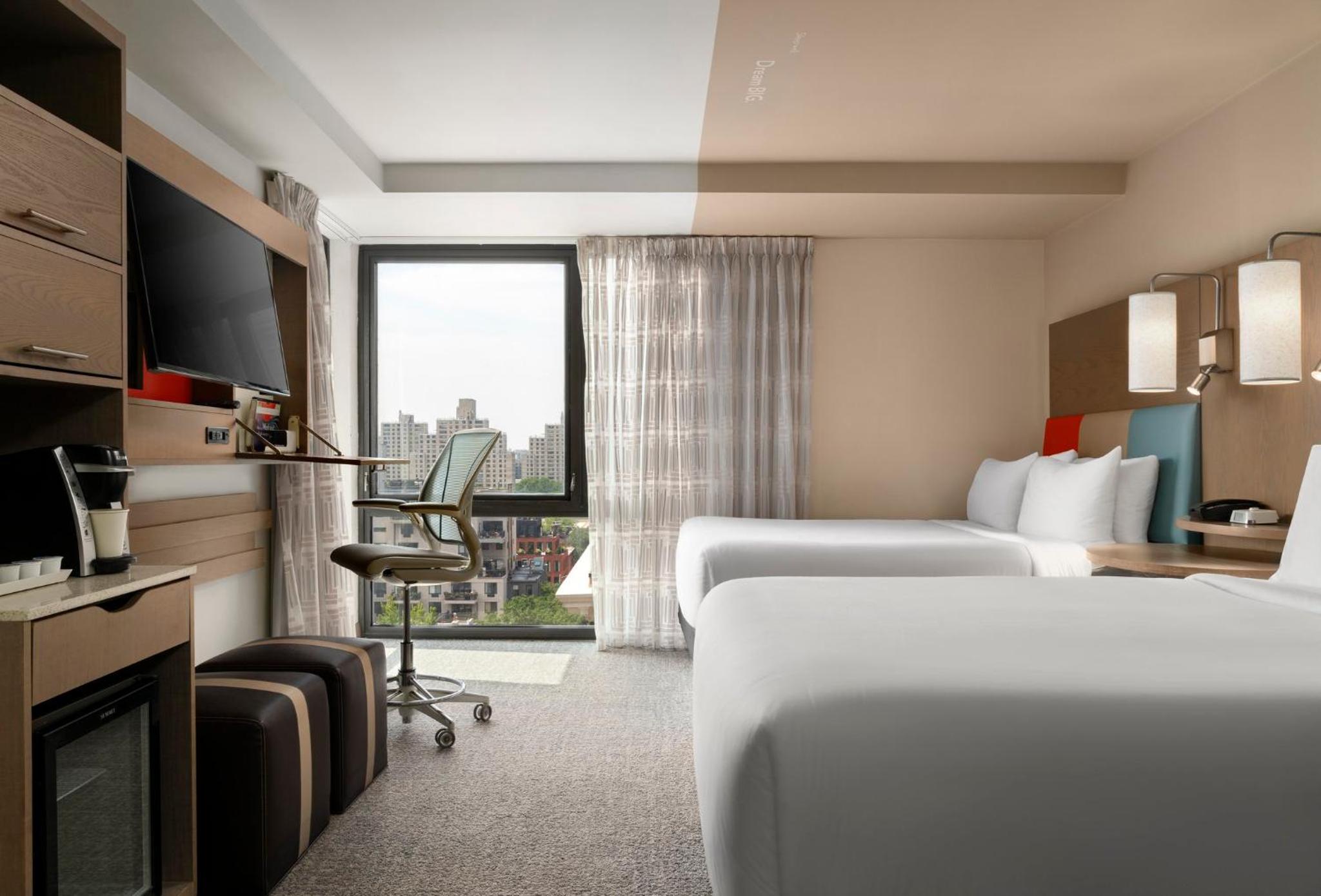غرفة بسريرين منفصلين لذوي الإعاقة، Even Hotel Brooklyn 7/10