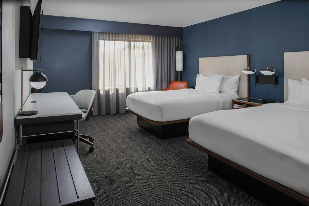 Room at Courtyard by Marriott Richmond Northwest, RICHMOND - VA