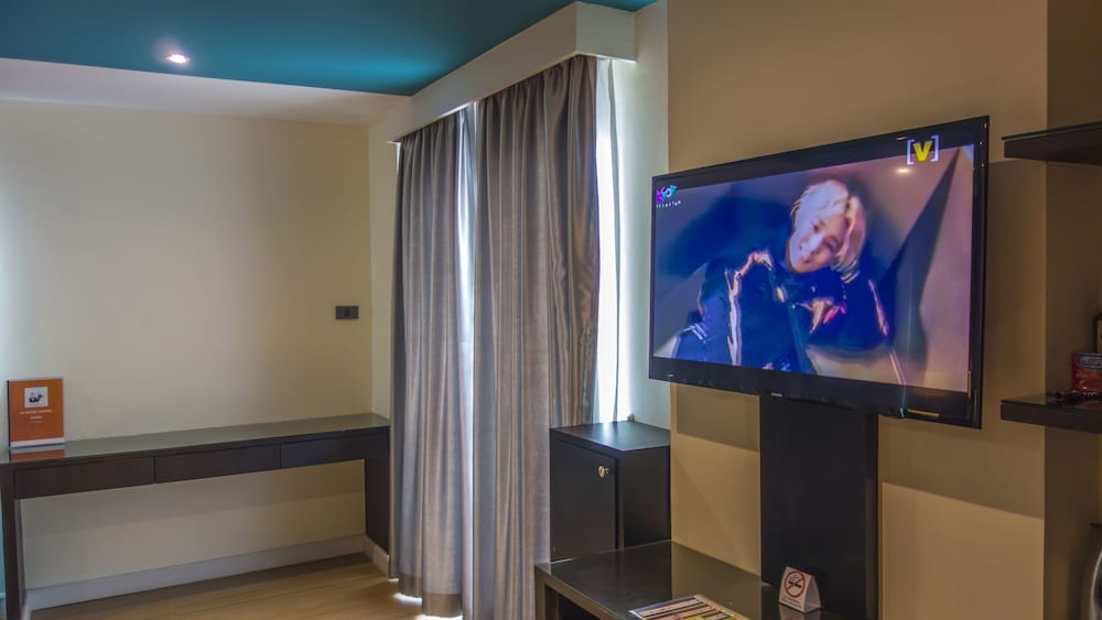 Unique Regency Hotel Pattaya 8/59