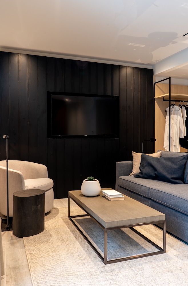 Nassau Suite Hotel 35/50