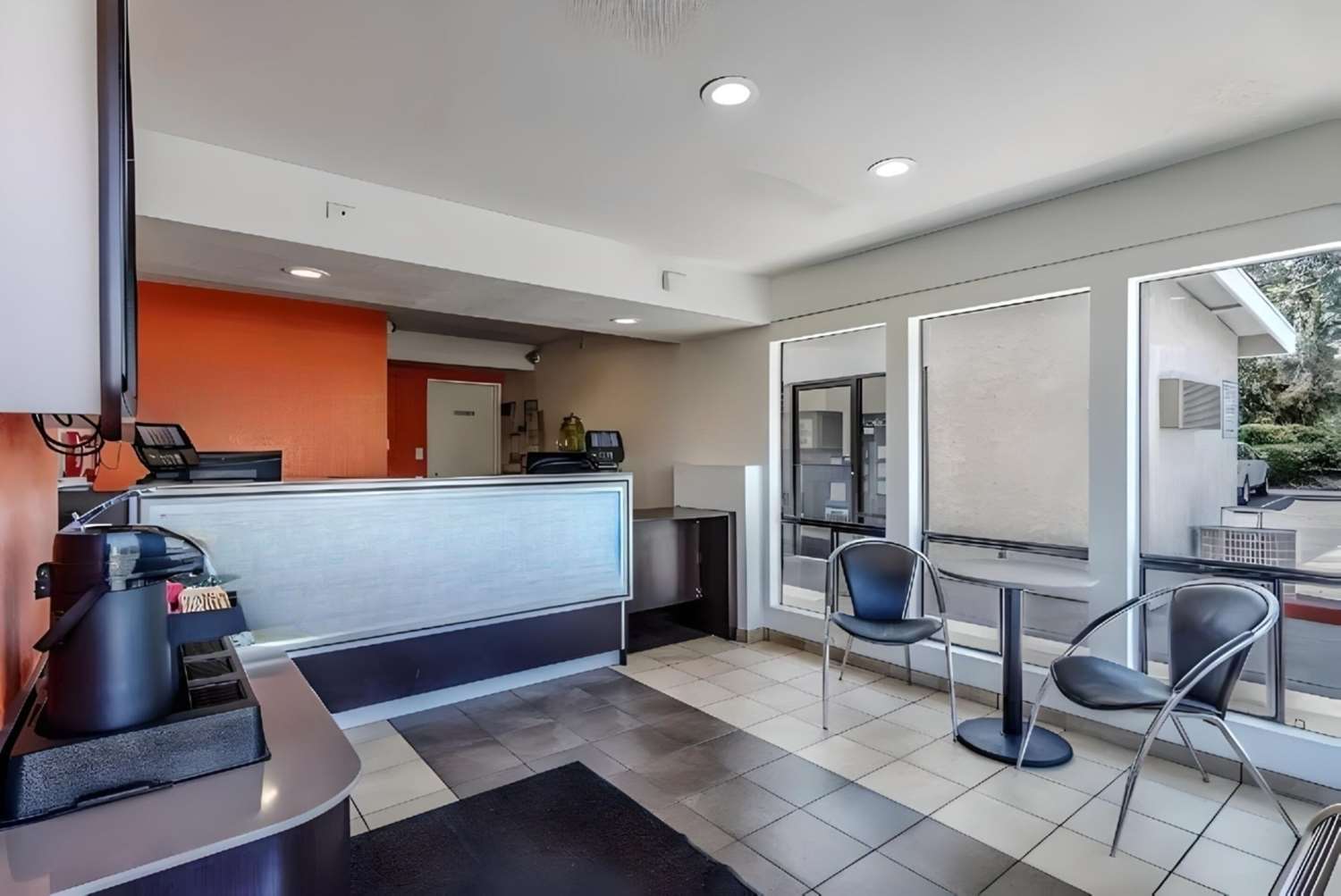 Lobby at Motel6 Modesto, CA, MODESTO - CA