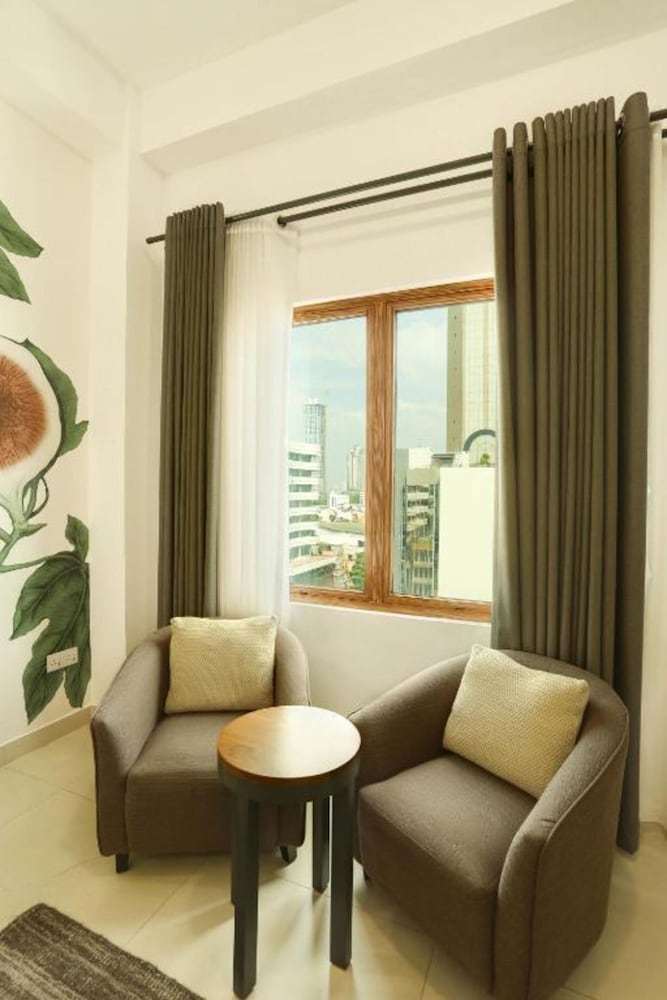 Morven Hotel Colombo 44/68