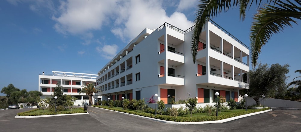 Margarona Royal Hotel 4/44