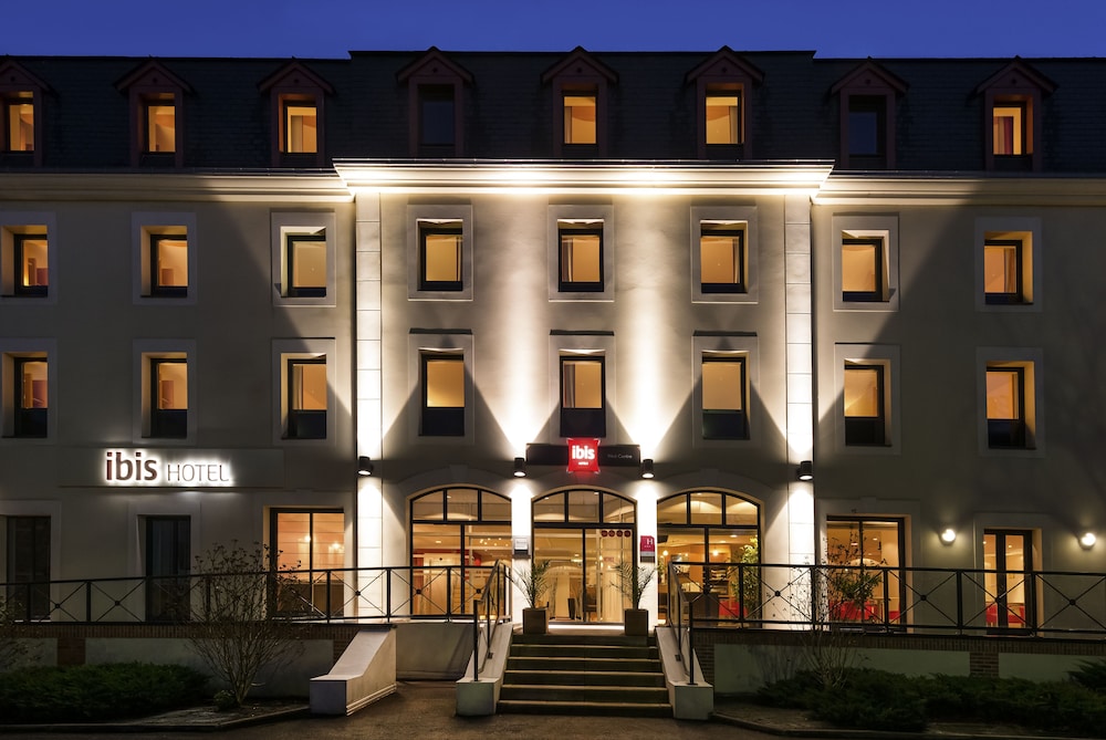 Ibis Vitre Centre 2/63