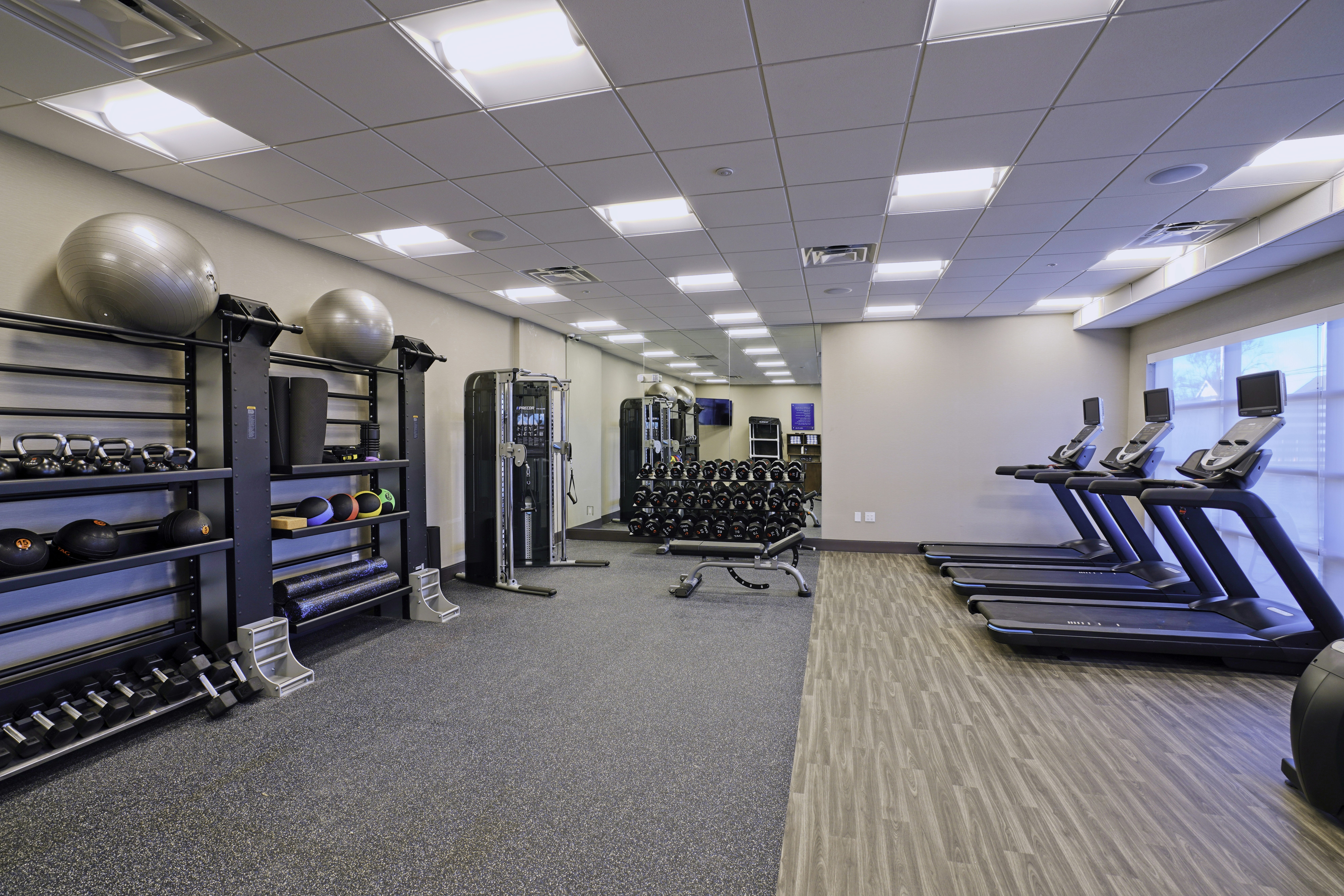 Hampton Inn Suites Lubbock University 8/12