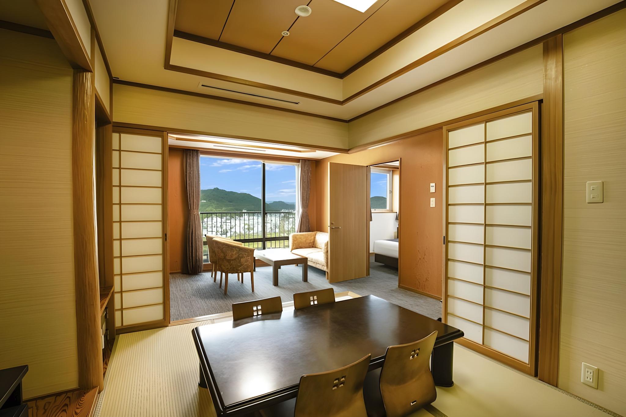 Japanese Western, Special, 4 Beds, Bathtub