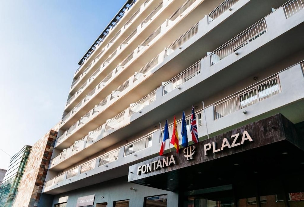 Fontana Plaza 2/68