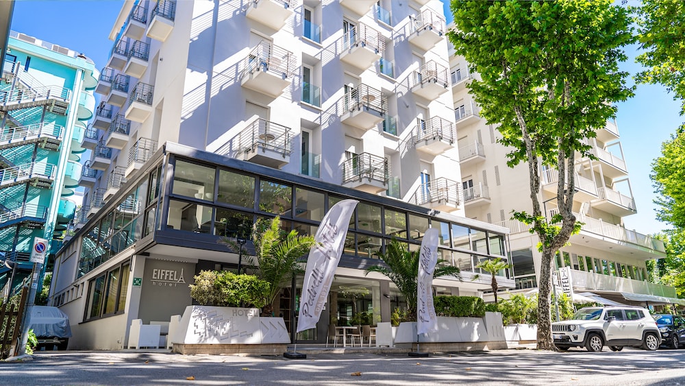 Hotel Eiffel 39/50