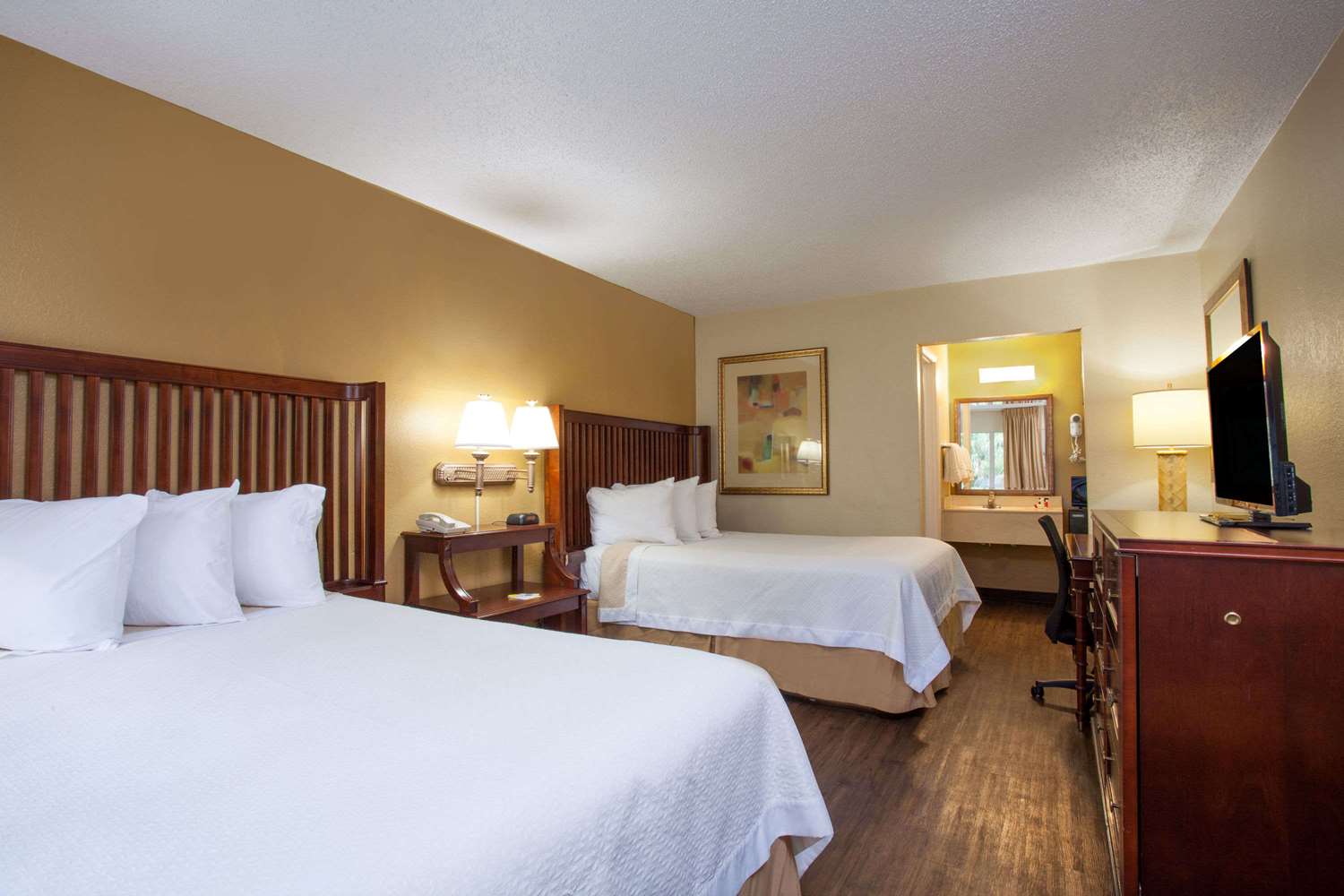 Econo Lodge Daytona Beach - Speedway 11/48