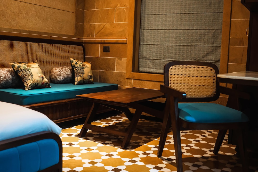 Guulab Haveli 40/50