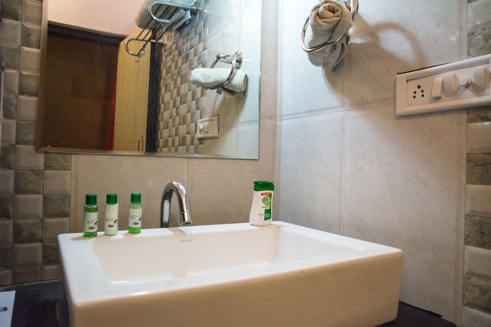Mystic Jaisalmer Hostel / Backpacker 44/50