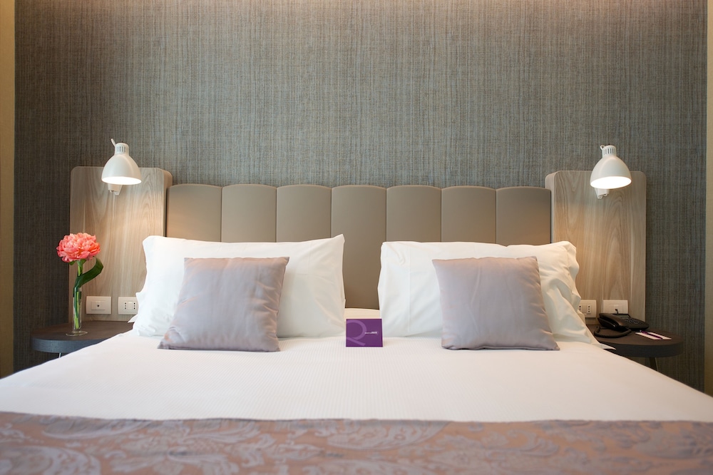 MERCURE FIRENZE CENTRO 15/73