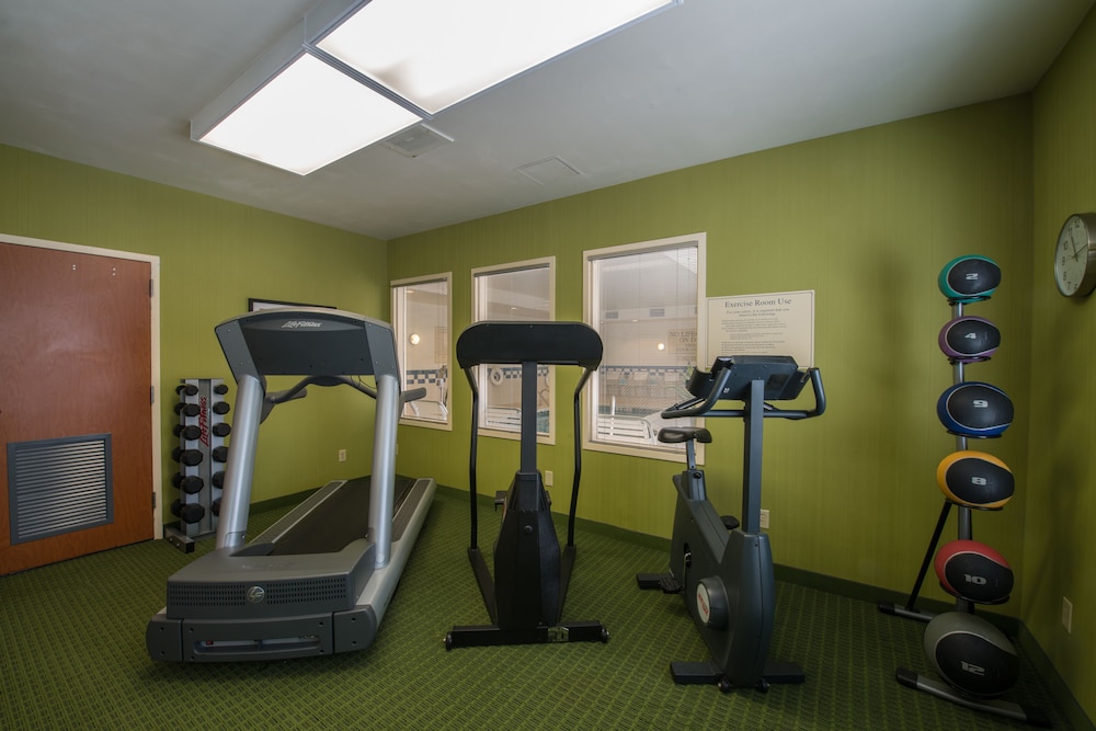 Fairfield Inn And Suites By Marriott Greenwood 25/47