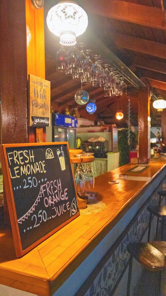 Yakamoz Hotel 7/44