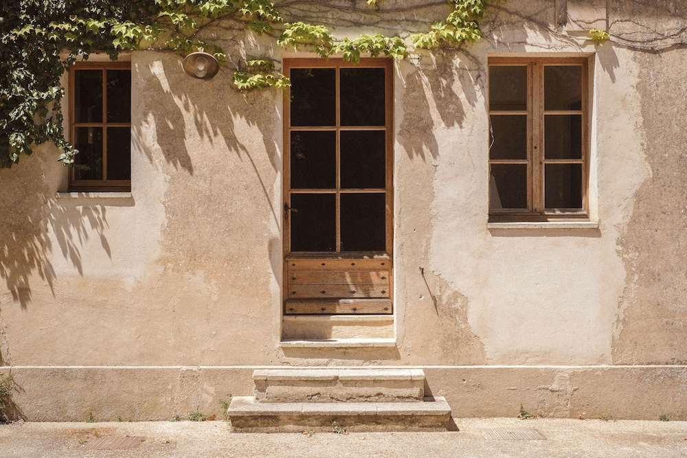 Le Galinier Lourmarin, a Beaumier Guesthouse 5/50