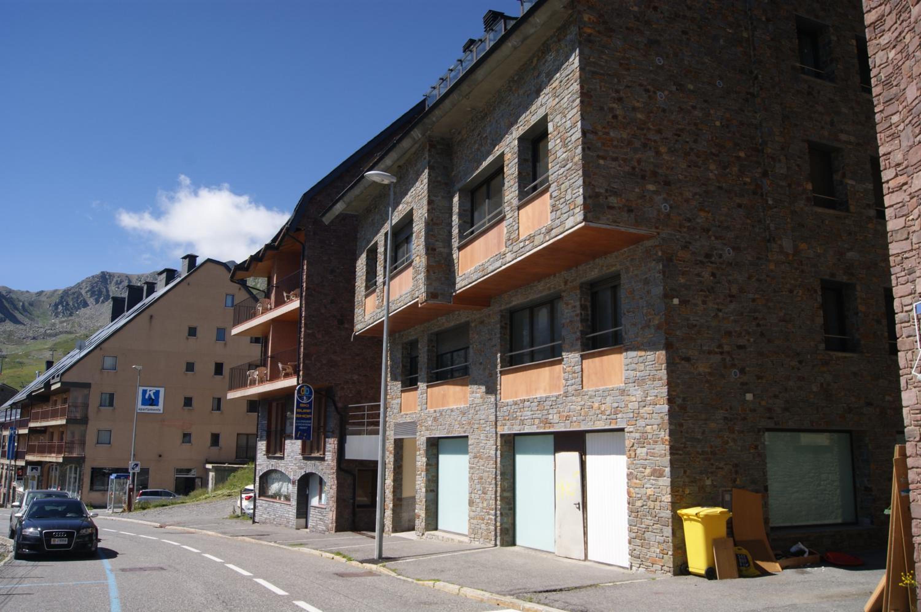 Borruscall Apartaments 17/19