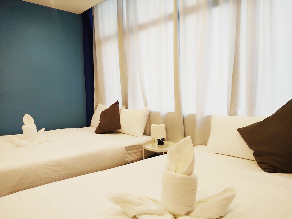 Sleep With Me Bangkok - BTS Phra Khanong 13/49