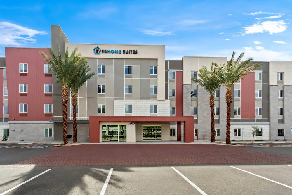 Everhome Suites Chandler Phoenix Fashion Center image
