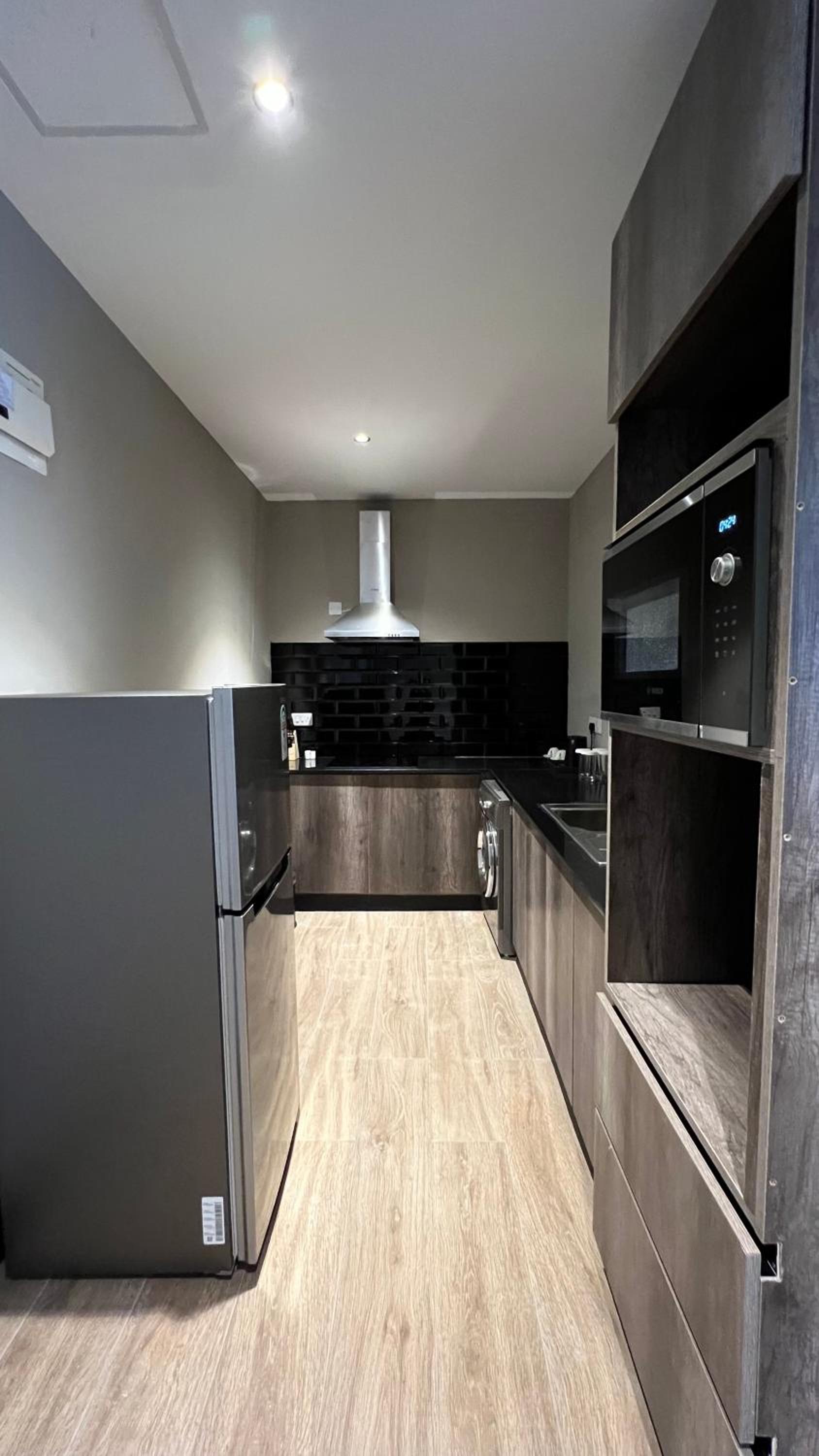 Sincerely Yours Suites & Serviced Apartments 7/56
