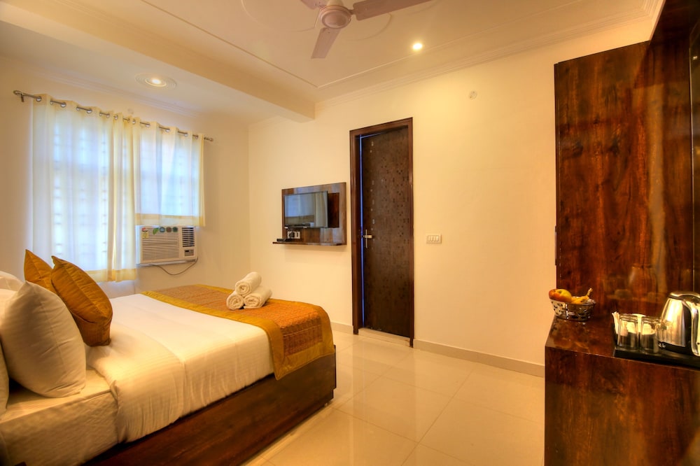 Hotel Ark Of Avalon 25/50