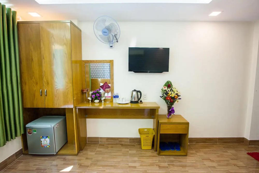 Ailen Garden II Hotel 29/33