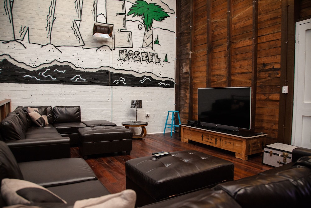 Fremantle Hostel 24/50