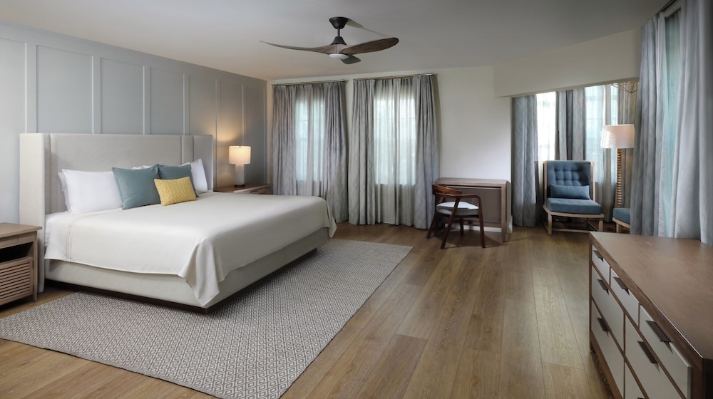 Deluxe, King Bed, Balcony