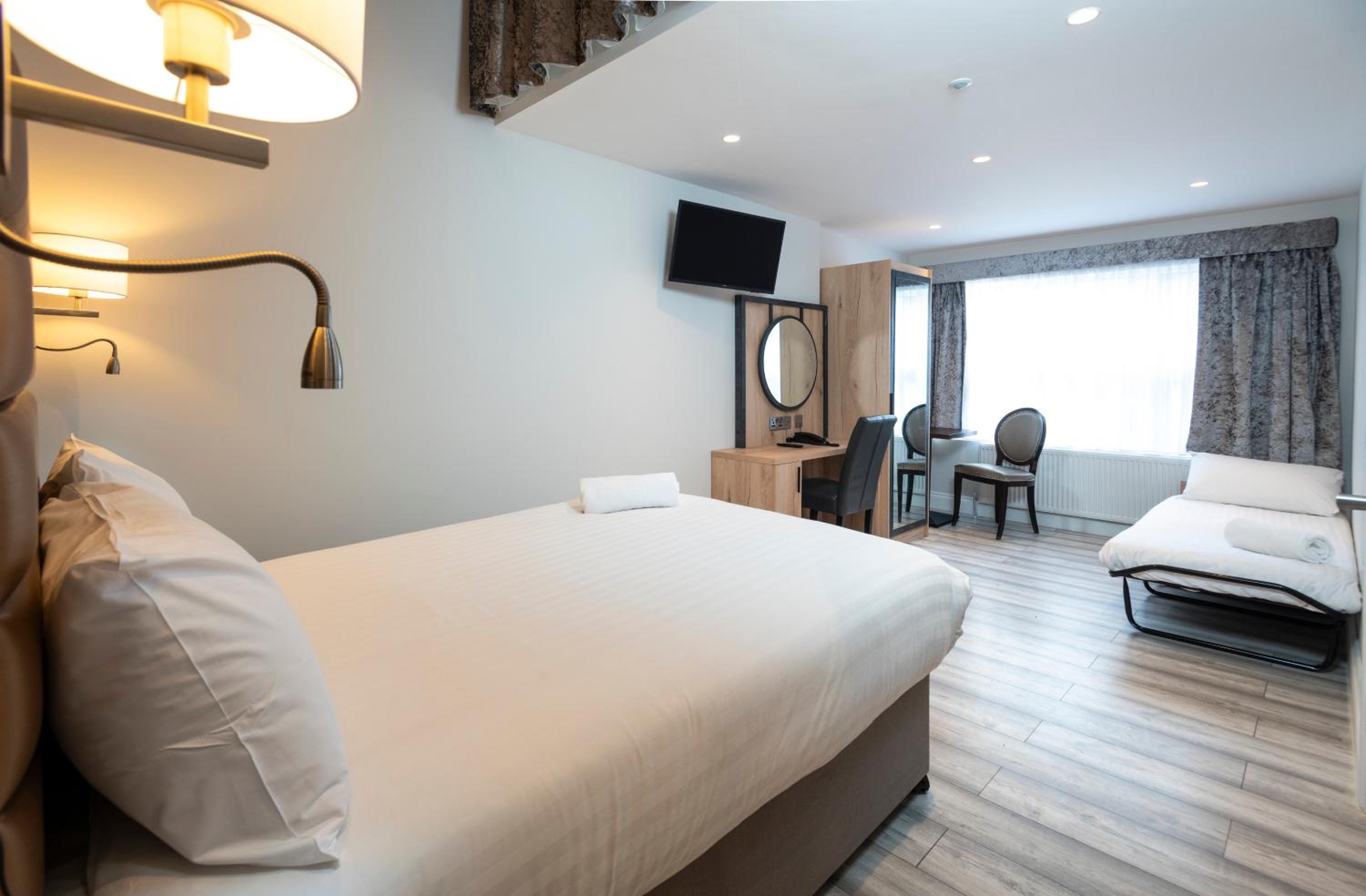 Best Western Chiswick Palace & Suites in LONDON