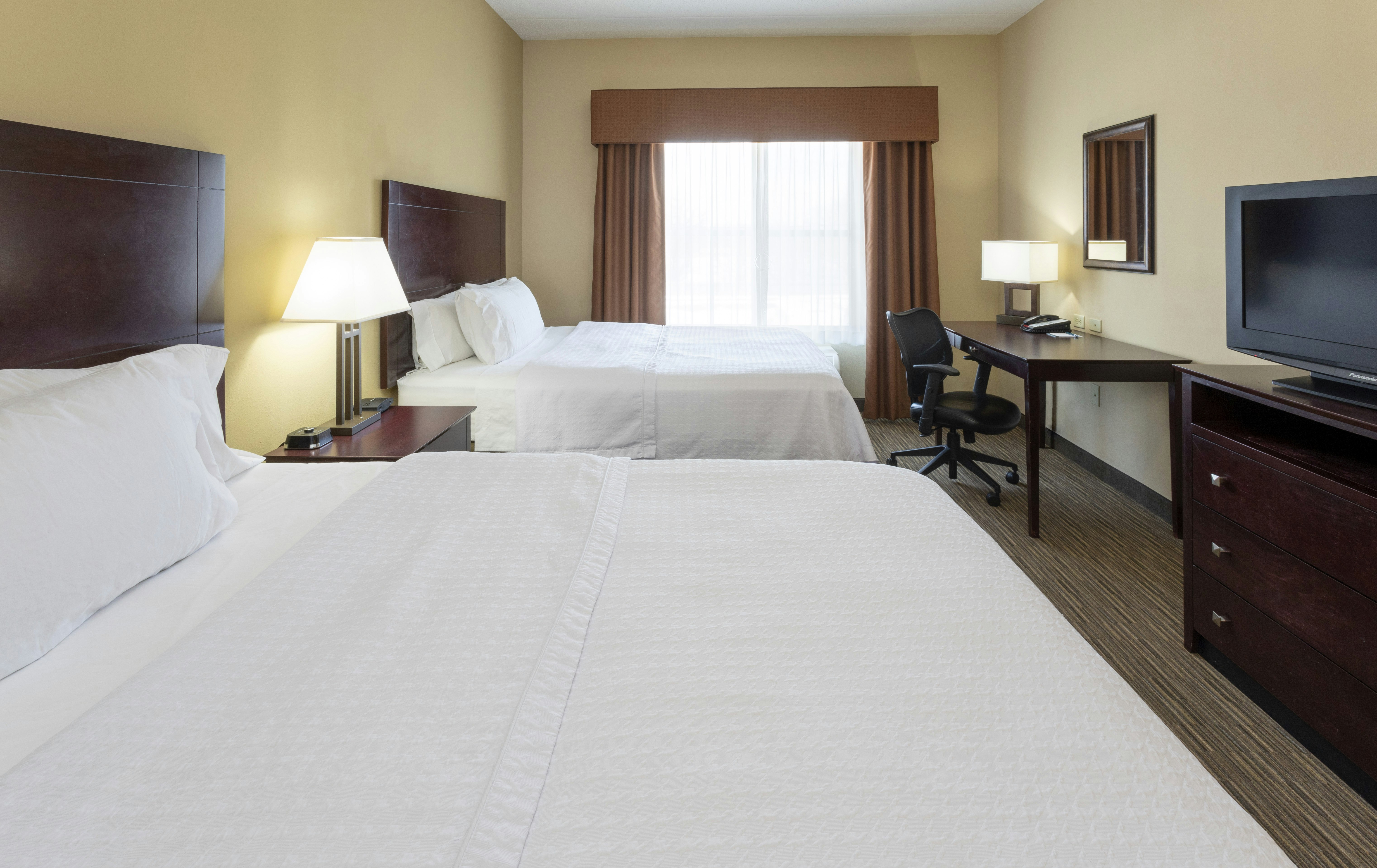 جناح بسرير كينج وسريرين كوين لذوي الإعاقة، HOMEWOOD SUITE MINNEAPOLIS-ST. LOUIS PARK 5/9