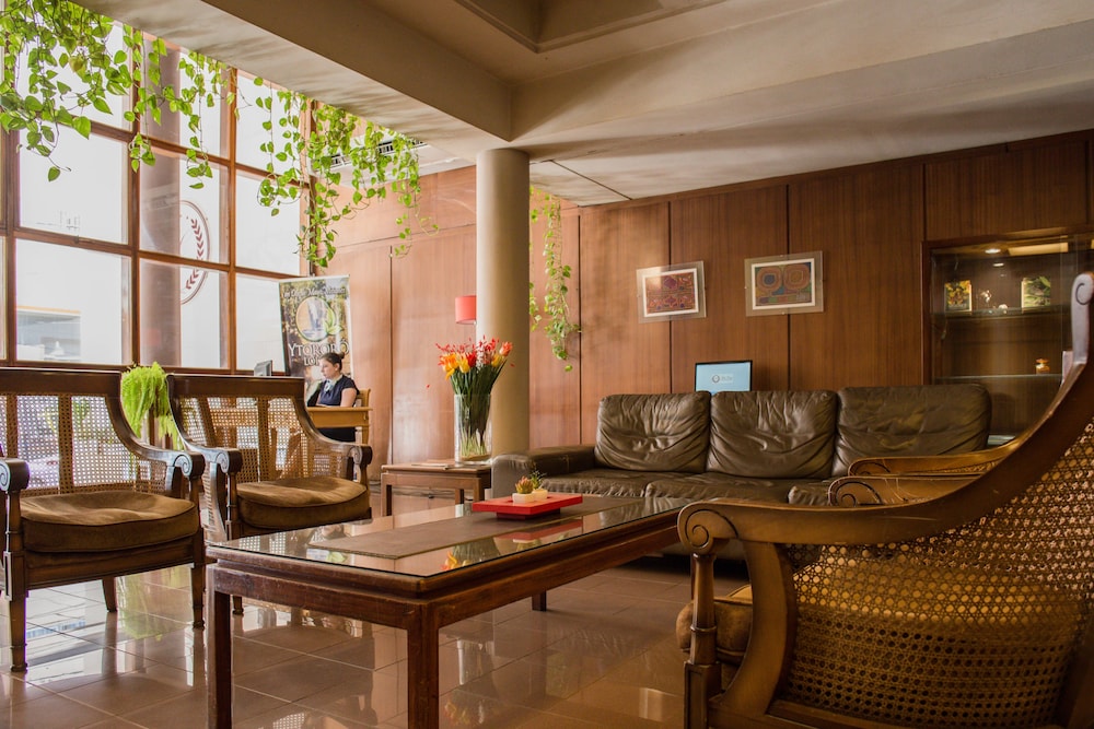 Julio Cesar Hotel 17/36