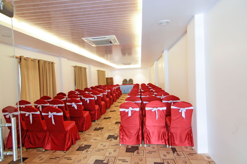 Kuti Resort And Spa 55/65