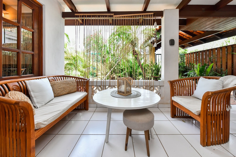 Brisas Studio Apartments - Adults Only 24/50