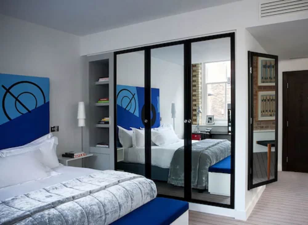 KING BED