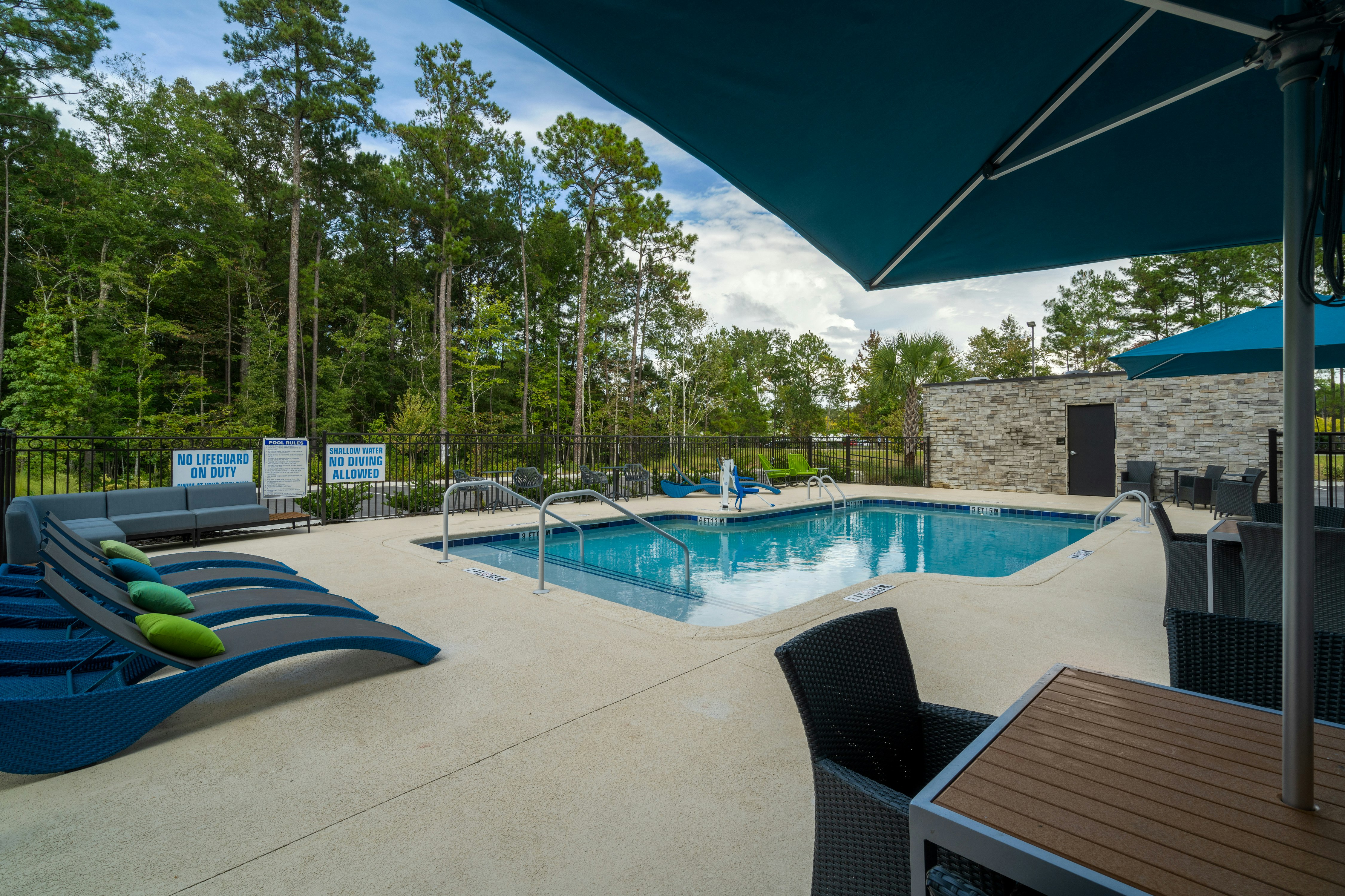 Hampton Inn Hardeeville 13/15